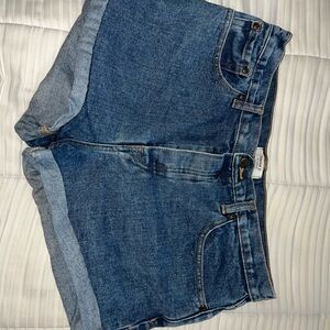 Forever 21 Classic Blue‎ Jean Shorts